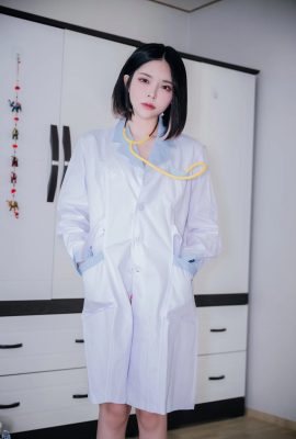 Hikari – Vol.04 BAD DOCTOR 魅魔 (146P)