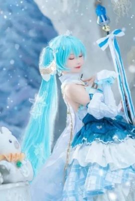 《VOCALOID》初音未來Cosplay[CN：小柔SeeU] (9P)