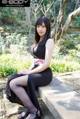 （動圖） 波佐見芽衣的臉蛋、身材、舉止都美得令人窒息－－這樣的女人不是用書而是用性來迷惑你……（15P）