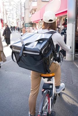 （動圖）間宮綾嘴裡含著1000多根雞巴以獲得高收視率的送餐服務…(21P)