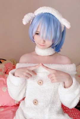 米沙《Re Zero》雷姆 Cosplay (9P)