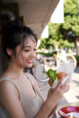 (安藤咲桜) 姣好身材包不住 一挺胸飽滿凸起 (36P)