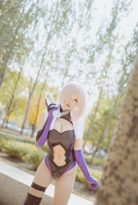 [Cosplay] Aban is very happy today 阿半今天很開心 — Mashu Kyrielight – Stage 1 [Fate Grand Order] （2022 年 5 月 3 日）