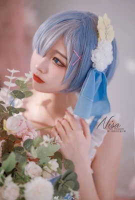 二佐Nisa Cosplay 蕾姆