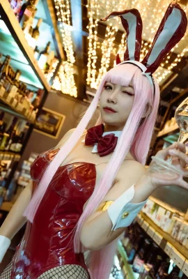 機智的嗶啵 Cosplay Zero Two Bunnygirl